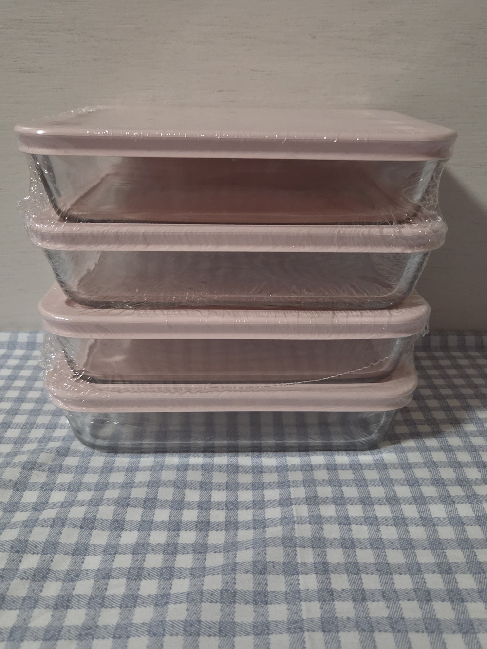 Pyrex Glass Dish Set with Light Pink Snugfit Lids - 4-Piece/ 3cup